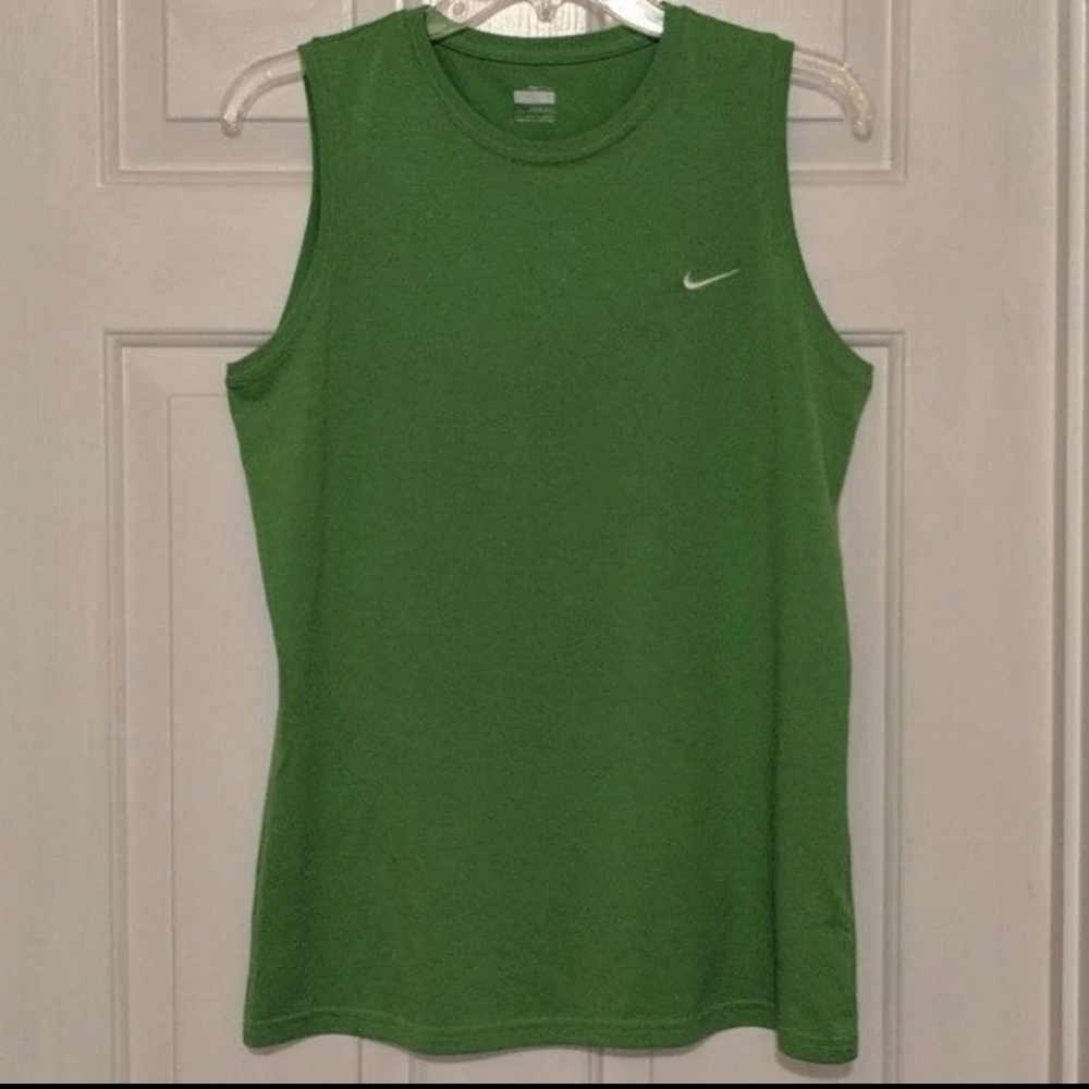 3/$20🍊 Nike Dri Fit Tank